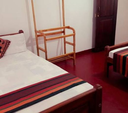 Crescent Holiday Home