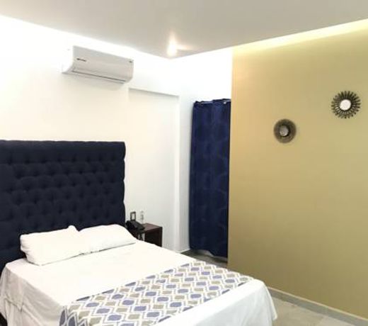 Hotel Plaza Amalia