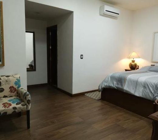 Hotel Siglo XVII Art Gallery