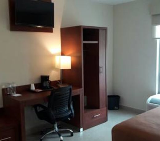 Hotel Ave Inn