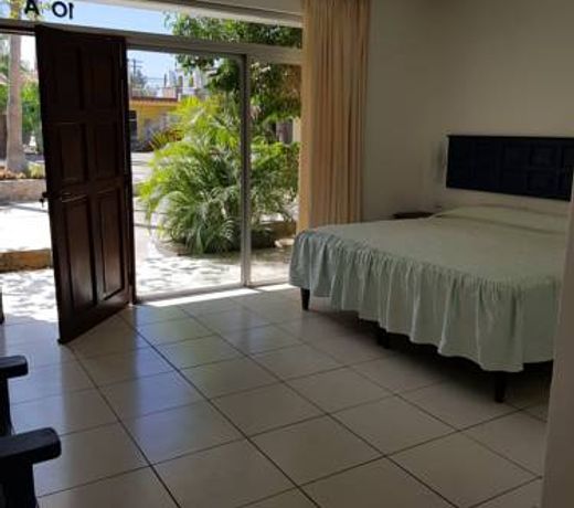 Hotel Calafia