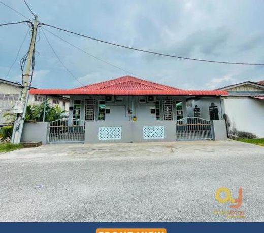 Aryan G100 Homestay