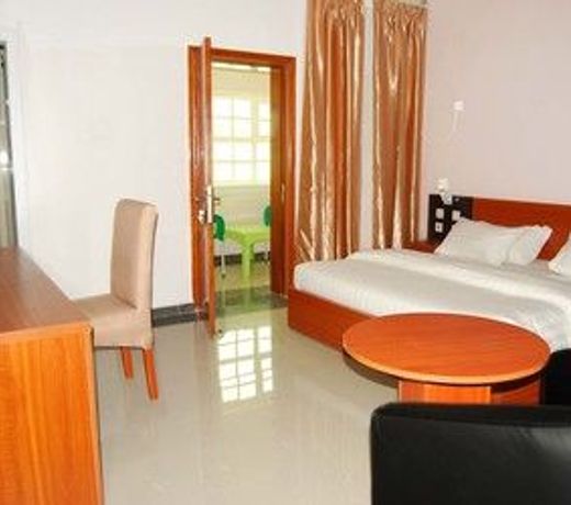 Kifina Emerald Hotel