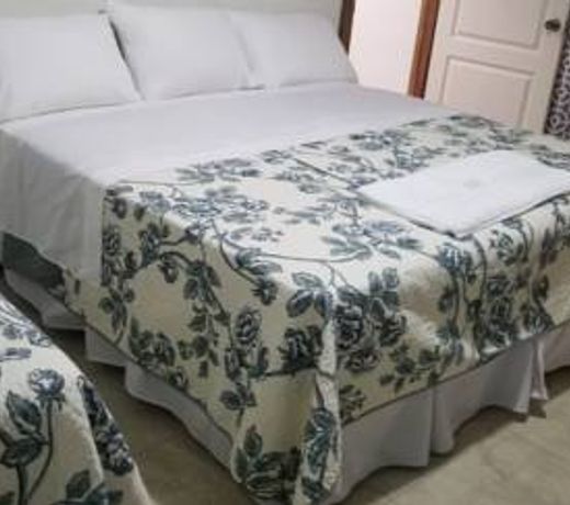 Hostal Rio Piedra