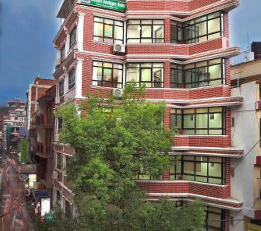 Sakura Boutique Hotel