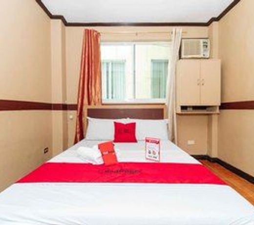 RedDoorz @ UP Village Quezon City