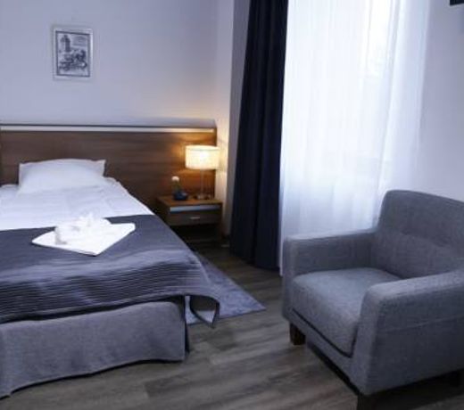 Glas-Hotel 3*