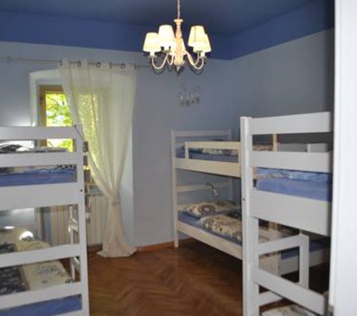 Hostel Pod kostanji