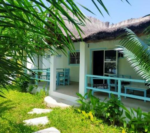 Oasis club