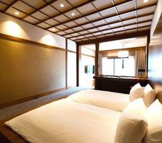 Onsen at Moncham