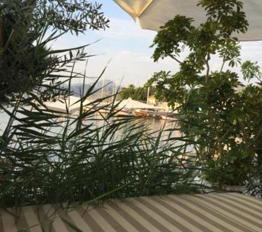 SarmaÅÄ±k Hotel