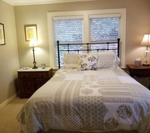 China Creek Cottages