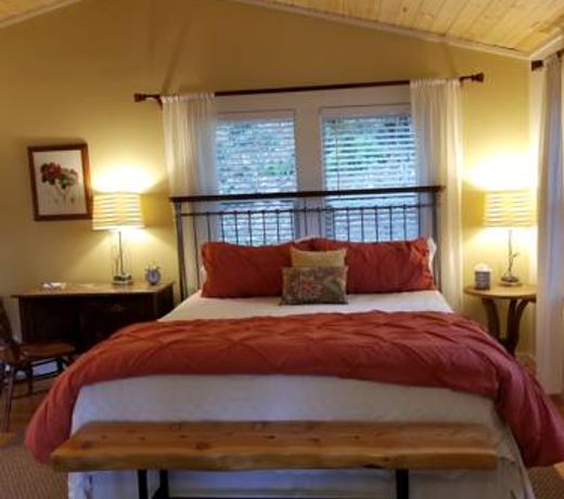 China Creek Cottages