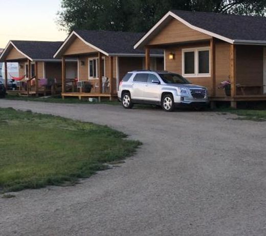 Pioneer Mountain Cabins