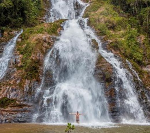 Charmoso RefÃºgio nas Montanhas com 8 Cachoeiras Privativas