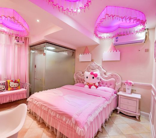 Flower Times Boutique Inn