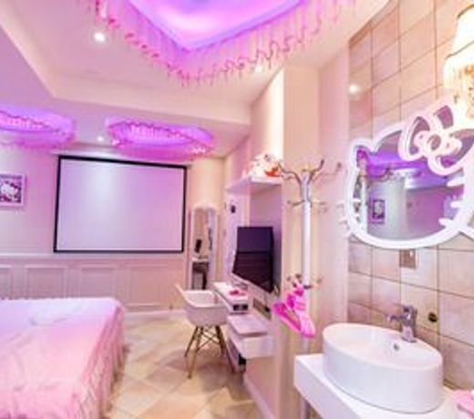 Flower Times Boutique Inn