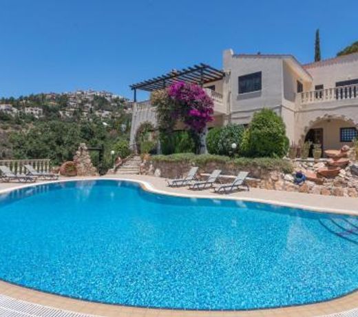 Resitour - Kamares Village