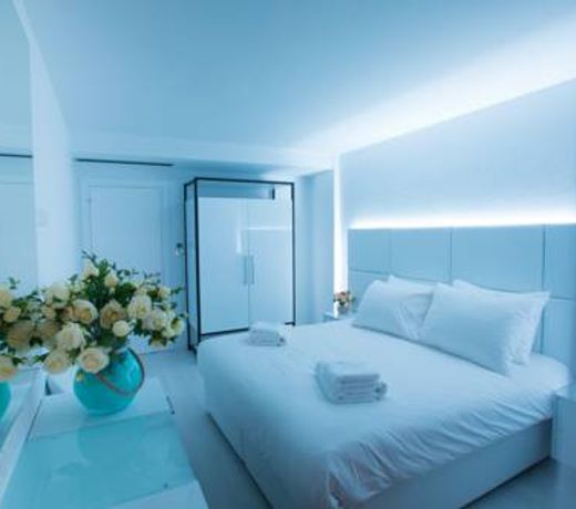 Hotel Napa Suites (Adults Only)