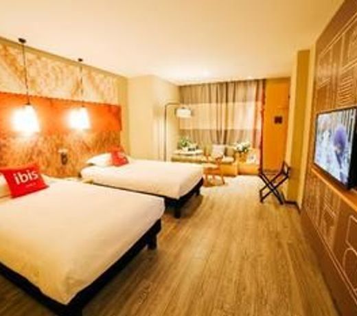 Ibis Weihai Dongfang Xintiandi Hotel