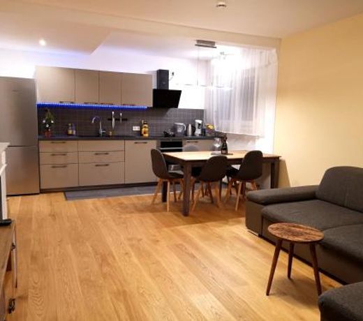 Family Suites & Parking