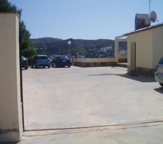 Marina 7