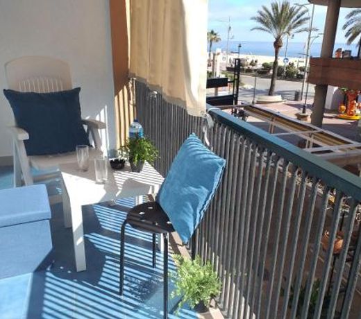 APARTAMENTO con TERRAZA VISTAS AL MAR