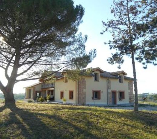 GÃ®tes Dans une Maison d'hÃ´tes "Lieu Dit Cruzel"