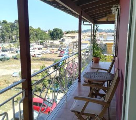 Nicolas Beach House