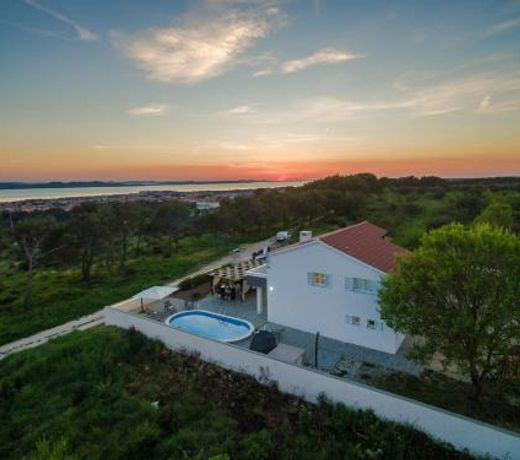 Four bedroom holiday home Horizon - AE1452