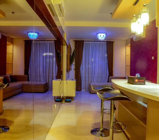Modern 2BR Apt @ FX Residence By Travelio