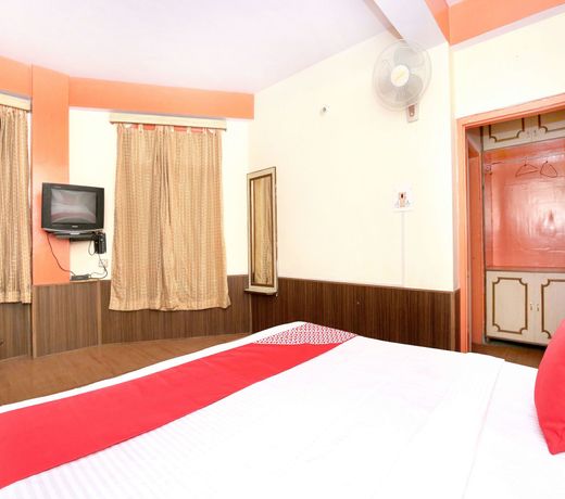 OYO 12242 Home 1RK Shoghi
