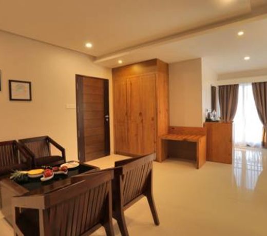 All Seasonâs DâFort Ayurvedic Resort