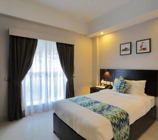 All Seasonâs DâFort Ayurvedic Resort
