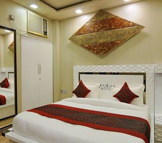 Capital O 12148 Flyover INN