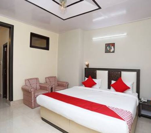 OYO 12222 Hotel Silverton