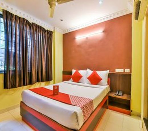 OYO 5658 Hotel In City