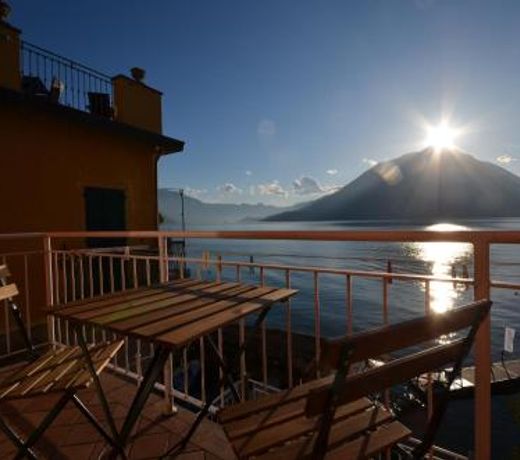 Robyhouse Varenna