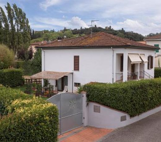 Villa Egola