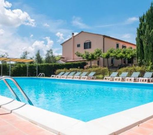 La Torre Apartments