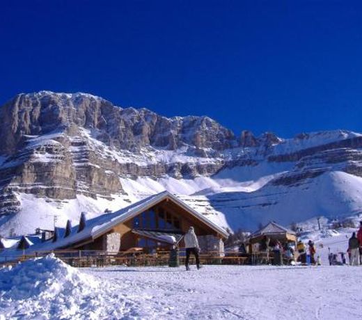 SPINALE casa in centro, arrivi con gli sci! SANIFICAZIONE A VAPORE