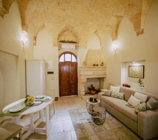 B&B Antichemura