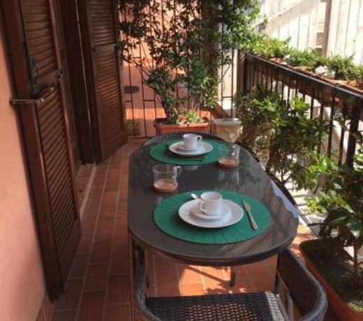 InDesenzano Apartment