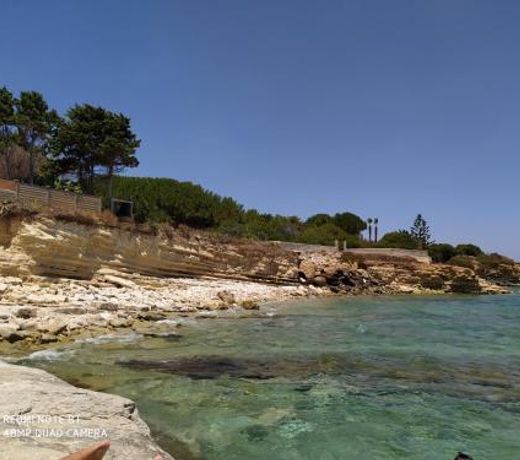 Ca Sotto il Carrubo, a 100 mt dal mare!