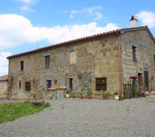 Casavacanze Pergolino del XVIII secolo immersa nel verde