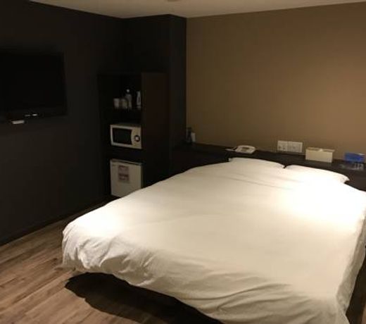 Nami No Ue Crystal Hotel