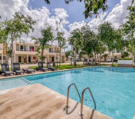 Villa Flamingos 437F at Selvanova 4B