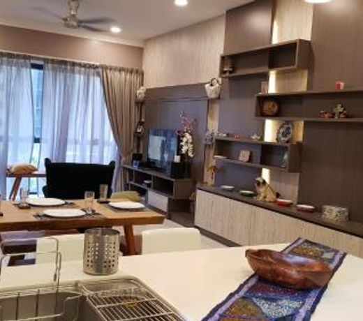 Suite Deluxe at Icon City