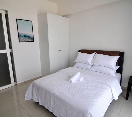 Centrus Soho Cyberjaya by IdealHub