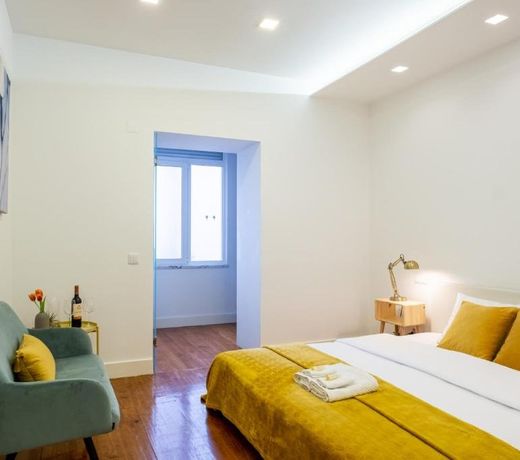 Hola Lisbon Suites